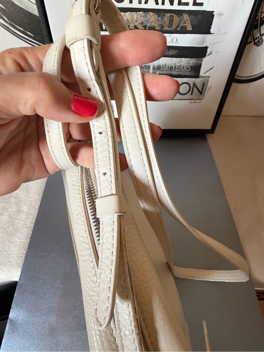 BALENCIAGA White Leather Camera Bag Crossbody - Picture 9 of 15